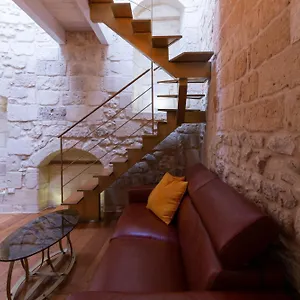 le-nicchie-luxury-rooms.lecce-hotels.com/
